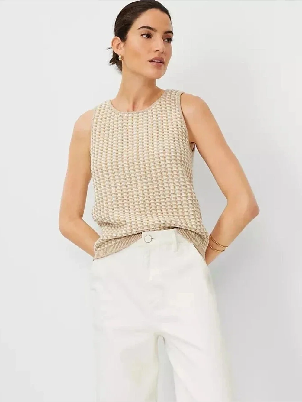 Ann Taylor Women's Sleeveless Textured Knit Sweater Top - Cream & Tan - Size 4